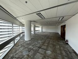 Gateway West (D7), Office #544179791